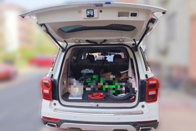 Used GAC Trumpchi GS8 2017 320T Two-Wheel Drive Luxury Smart Connectivity Version (7 Seats) Trunk