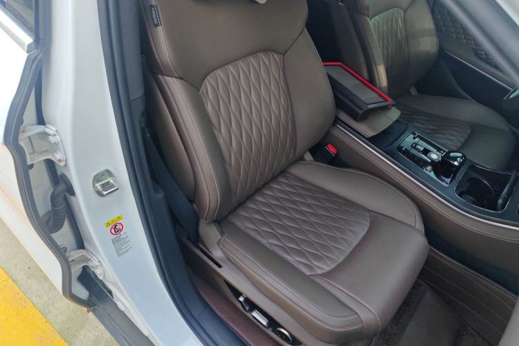 Used BYD Han 2022 EV Genesis Edition 715 km Front-Wheel-Drive Flagship Model