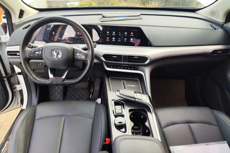 Used Changan UNI-T 2020 1.5T Prestige Version
