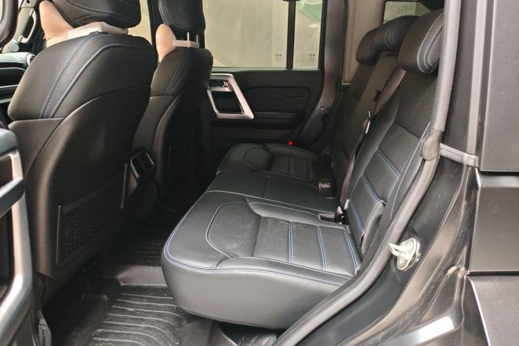 Used BAIC Off-Road BJ40 2023 2.0D Automatic Four-Wheel Drive Blade Hero Edition Adventurer Type
