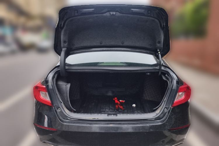 Used Honda Accord 2018 260TURBO Elite Edition China VI Trunk