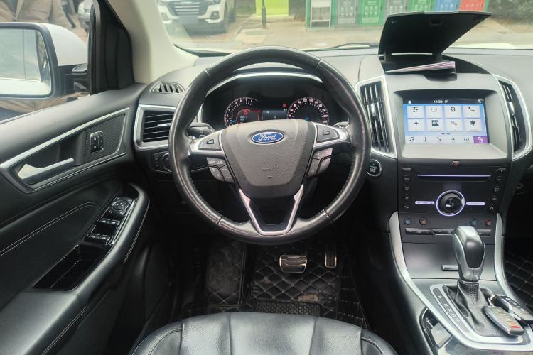 Used Ford Edge 2016 EcoBoost 245 Four-Wheel Drive Titanium 7-Seater
