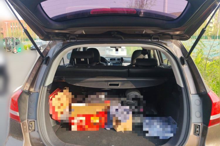 Used Haval H2 2016 Red Label 1.5T Automatic Two-Wheel Drive Elite Model Trunk