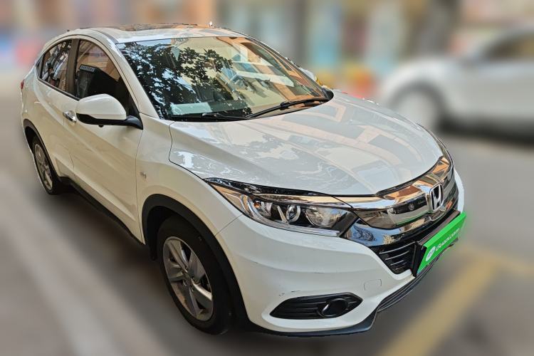 Used Honda Vezel 2020 1.5L CVT Elite Edition Front Right 45 Deg