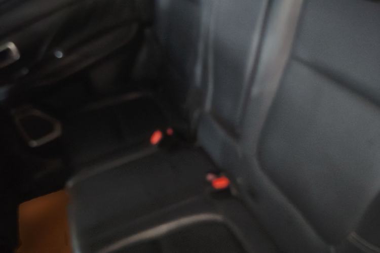 Used Mitsubishi Outlander 2019 2.0L Two-Wheel Drive Comfort Edition 7-Seater China VI Standard Left Rear Seat