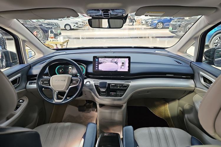 Used Roewe iMAX8 2021 400TGI Supreme Series Ultimate Edition
