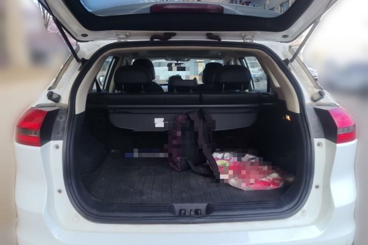 Used Geely Auto Emgrand X7 Sport 2016 1.8TD Automatic ZhiShang Model Trunk