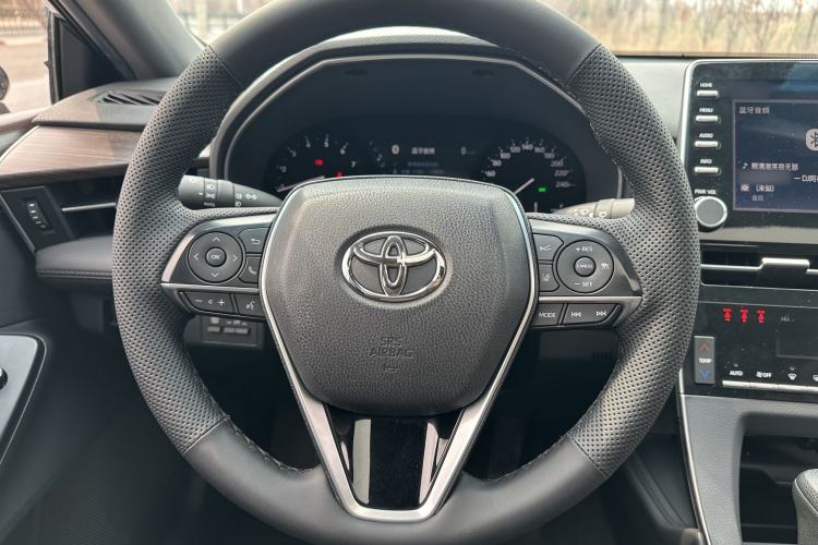 Used Toyota Avalon 2019 2.0L Ambition Edition China VI
