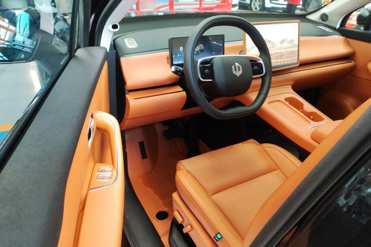 Used Leapmotor C16 2024 Range-Extended 200 Luxury Edition
