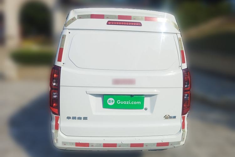 Used Jinbei Gold Hiace 2021 1.6L Box Van Engineering Lion 2-Seater
