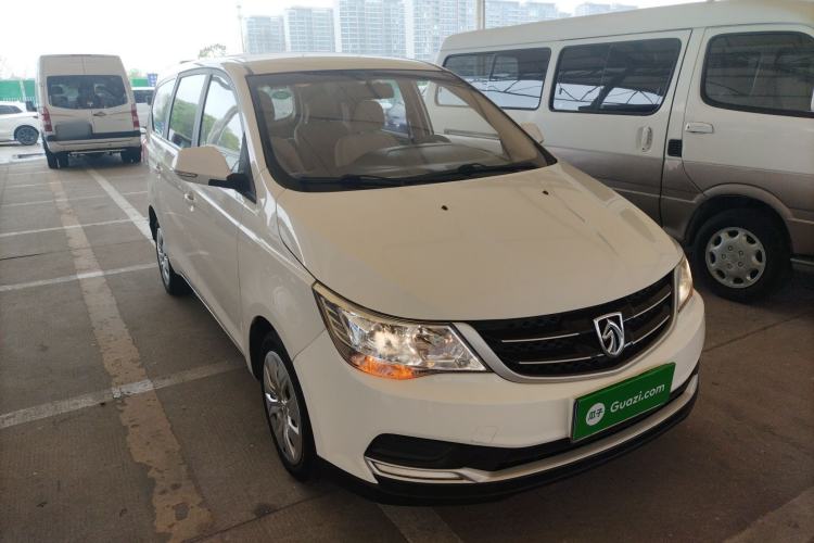 Used Baojun 730 2019 1.5L Manual Value Edition 7 Seats China VI Emission Standard Front Right 45 Deg