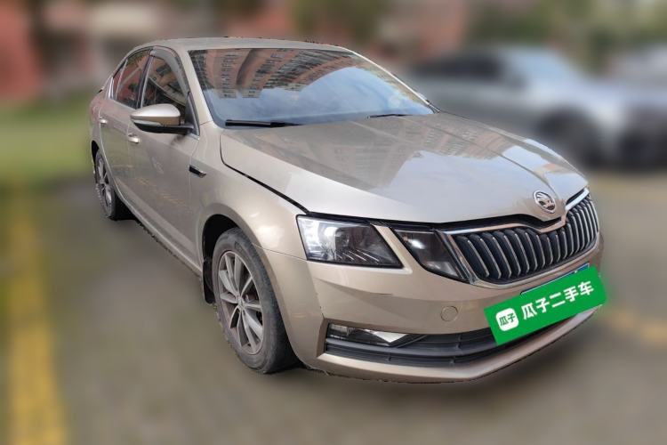 Used Skoda Octavia 2020 1.5L Automatic SmartDrive Comfort Edition Front Right 45 Deg