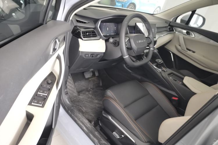 Used Lynk & Co 06 EM-P 2022 PHEV 84 km Range Pro Version
