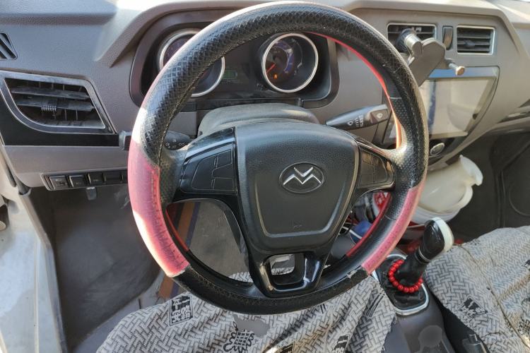 Used New Gonow Shuailing 2022 Standard Range with 41.64 kWh Lishen Power Steering Wheel