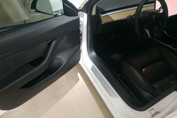 Used Tesla Model 3 2019 Standard Range Rear-Wheel Drive Upgraded Version (60 kWh)