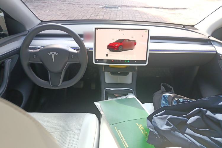 Used Tesla Model Y 2024 Rear-Wheel-Drive Version Center Console