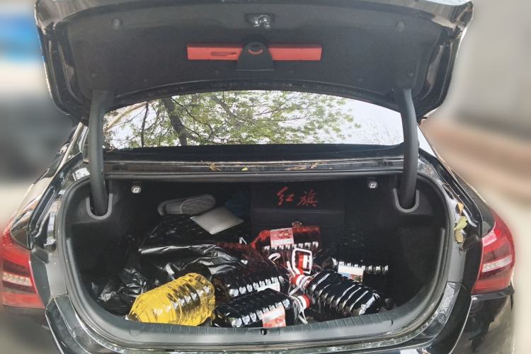 Used Hongqi H5 2022 Classic Model Facelift 1.8T Automatic Smart Connect Flagship Edition
