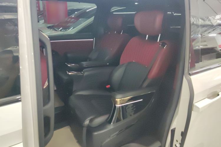 Used GAC Trumpchi M8 2023 Zongshi Series Dual-Motor YuZun Edition Left Rear Seat