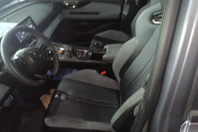 Used GAC Trumpchi EMPOW 2023 400T Automatic R PRO Left Front Seat