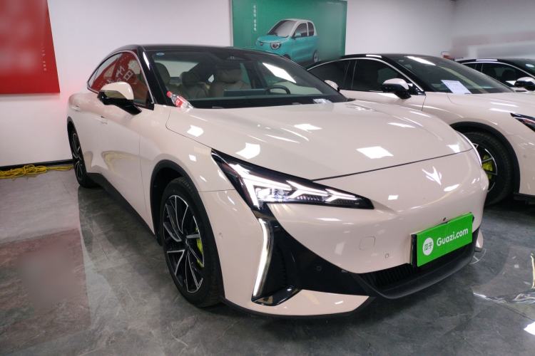 Used ARCFOX Alpha S5 2024 708MAX 200kW
