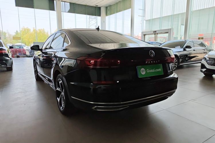 Used Volkswagen Passat 2024 380TSI Starry Dragon Edition
