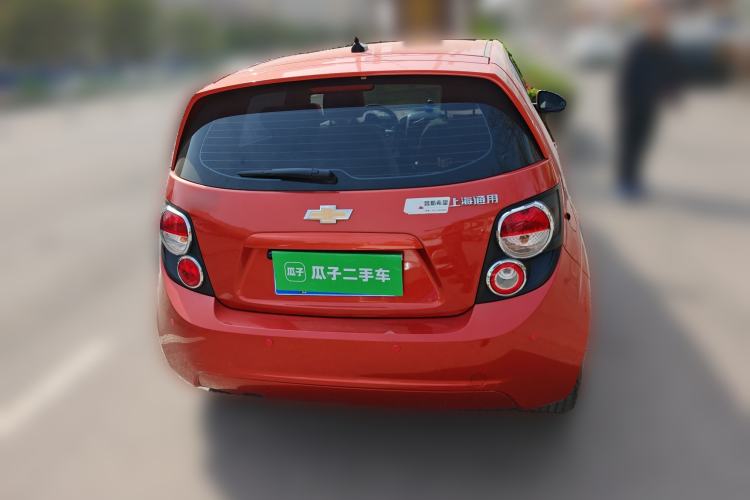 Used Chevrolet Aveo Sonic 2011 Sedan 1.4L Manual Transmission SE