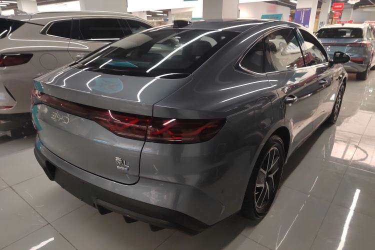 Used BYD Qin L 2025 DM-i Smart Drive 120KM Superior Model
