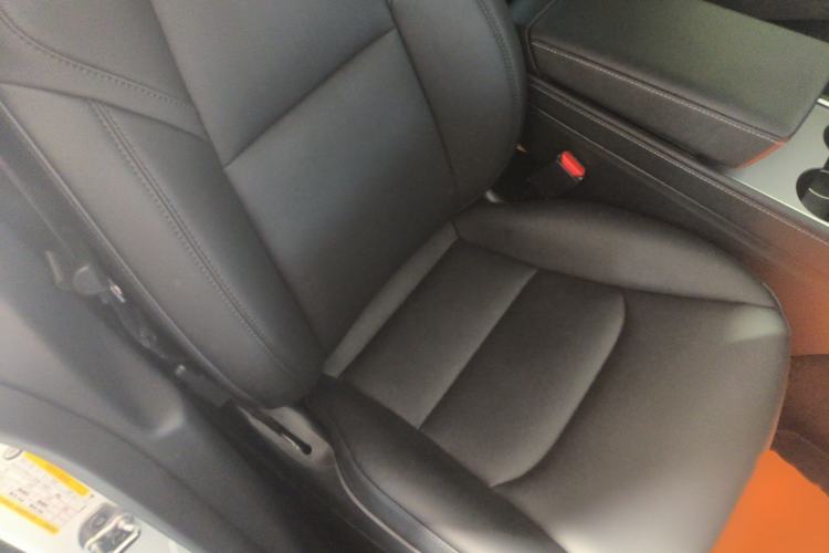 Used Tesla Model Y 2021 Long-Range All-Wheel-Drive Version 3D7