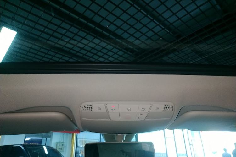 Used Mercedes-Benz E-Class 2019 Restyled E 300 L Sporty and Stylish Edition Headliner