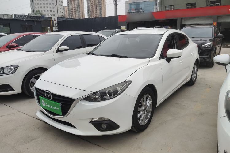 Used Mazda 3 Axela 2016 Sedan 1.5L Automatic Comfort Model