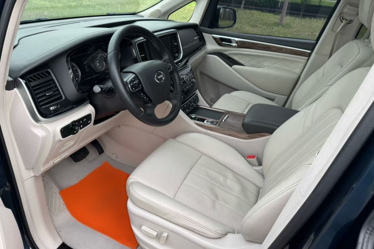 Used GAC Trumpchi M8 2018 320T Luxury Edition Interior 2