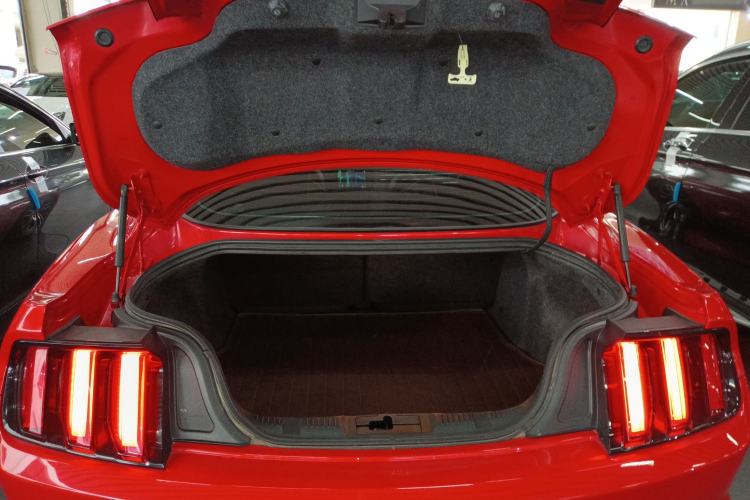 Used Ford Mustang 2016 2.3T Automatic Hardtop P-Version U.S. Specification