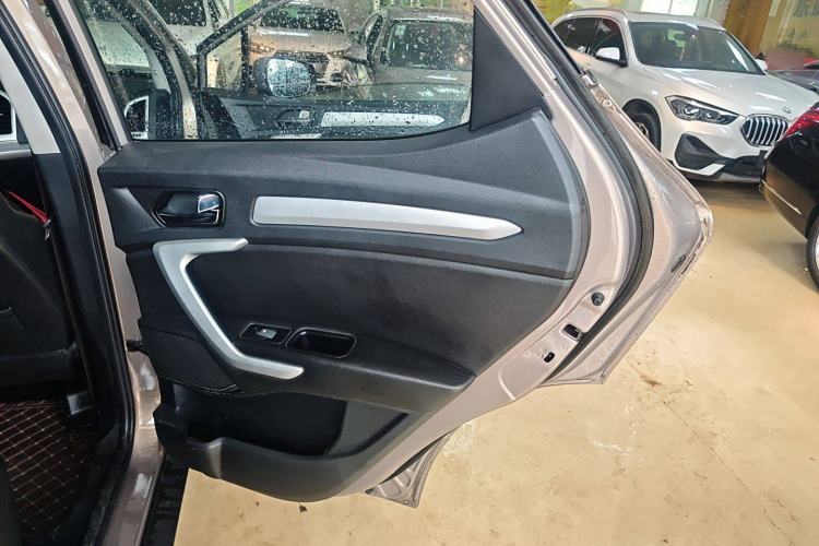 Used JAC Refine S3 2016 1.5L CVT Luxury Smart Version