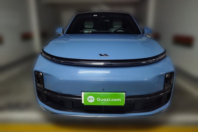 Used Li Auto L8 2023 Pro Model
