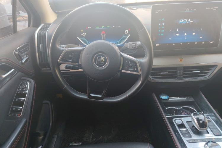 Used BYD Tang New Energy 2018 DM 2.0T All-Wheel Drive Smart Connectivity Luxury Model 7 Seats China V Emission Standard