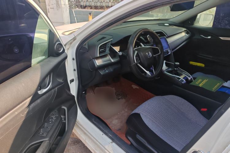 Used Honda Civic 2016 220TURBO Manual Luxury Edition
