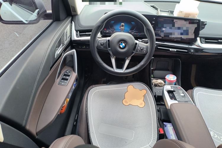 Used BMW X1 2023 sDrive25Li X Design Package Steering Wheel