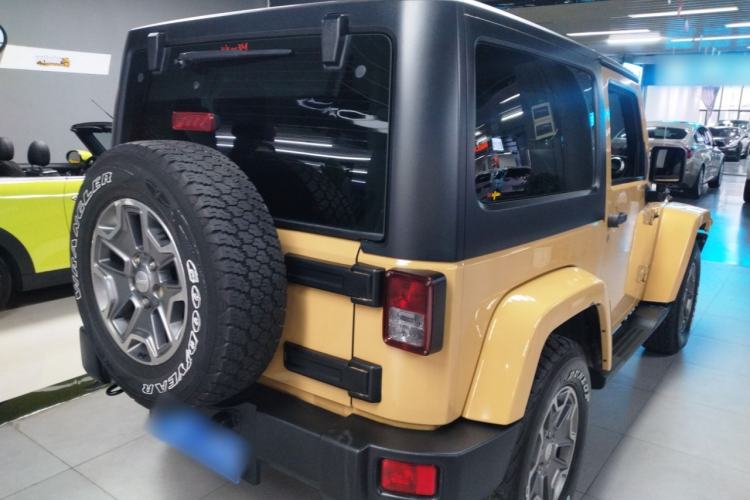 Used Jeep Wrangler 2013 3.6L Sahara two-door model