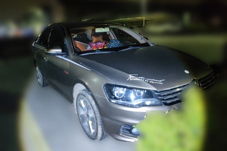 Used Volkswagen Bora 2014 1.6L Manual Comfort Model Front Right 45 Deg