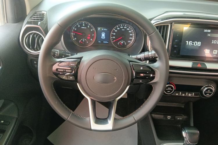 Used Kia kx1 Stonic 2021 1.4L Automatic Fun & Sport Edition Steering Wheel