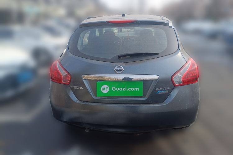 Used Nissan Tiida 2011 1.6L CVT Smart Version
