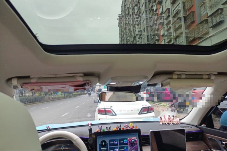 Used Skyworth HT-i 2022 1.5L PHEV 205KM ZhiXing Edition Plus
