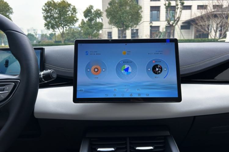 Used BYD Seal 06 New Energy 2024 DM-i 120KM Prestige Model
