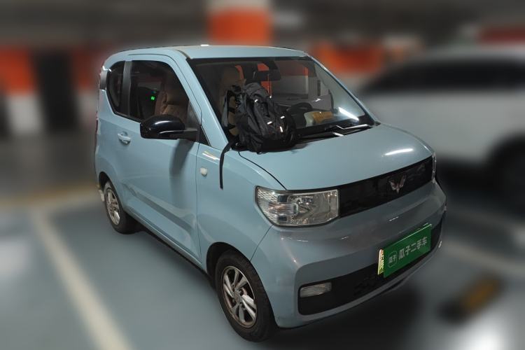 Used Wuling Hongguang MINIEV 2020 Freedom Version Lithium Iron Phosphate Front Right 45 Deg