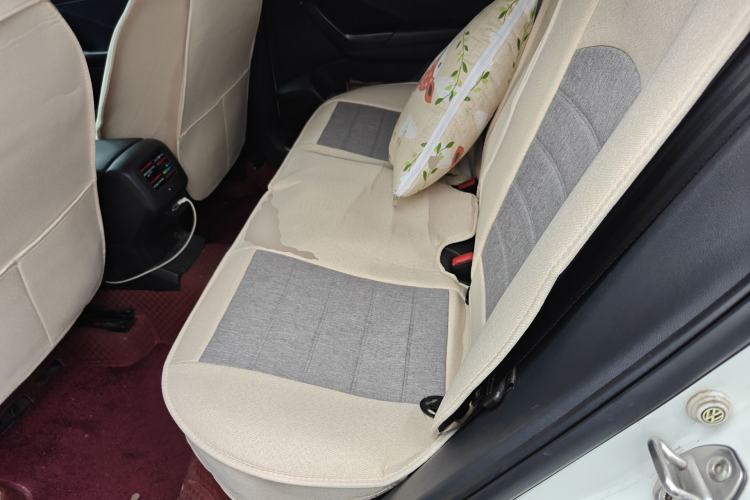 Used Volkswagen T-ROC 2018 280TSI DSG Four-Wheel Drive Luxury Version China V Emission Standard Left Rear Seat