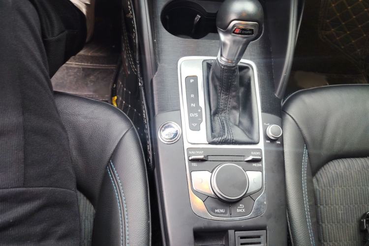 Used Audi A3 2019 Limousine 35 TFSI Fashion Edition China V standard
