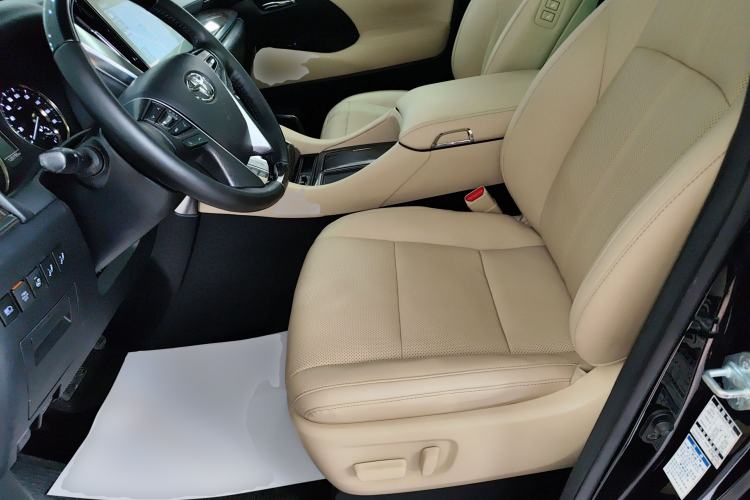 Used Toyota Alphard 2020 Dual-Engine 2.5L Prestige Edition