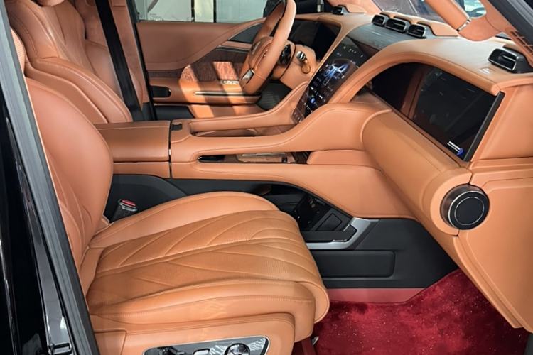 Used Yangwang U8 2023 Luxury Edition
