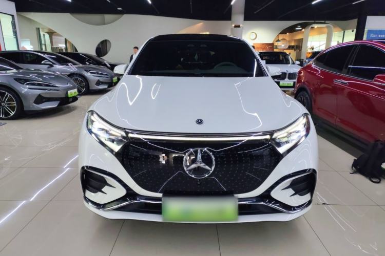 Used Mercedes-Benz EQS SUV 2023 450 4MATIC Pioneer Edition Front