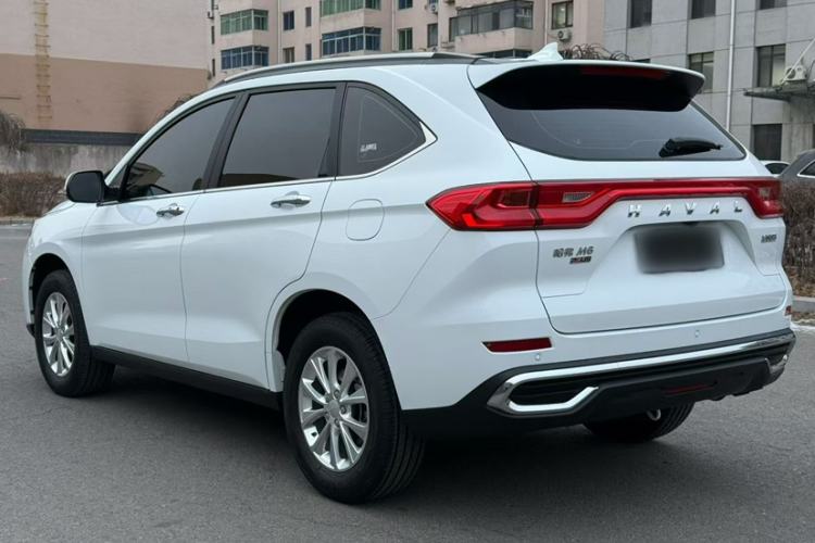 Used Haval M6 2023 PLUS 1.5T DCT Luxury Smart Connectivity Model